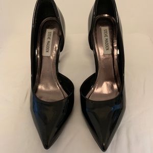 Steve Madden Black Patent Pumps